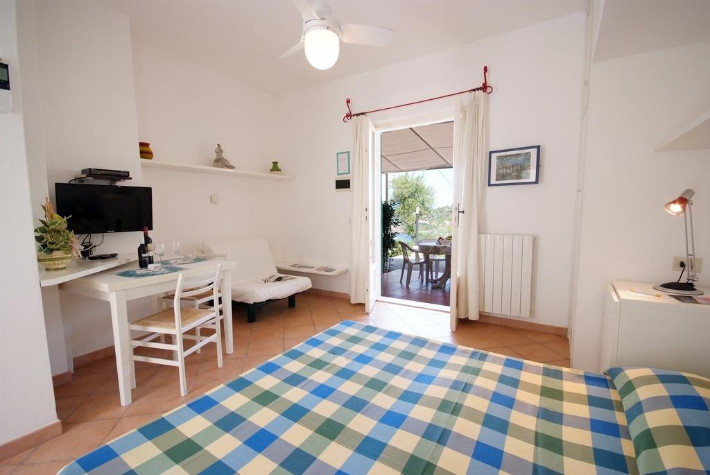 Appartement Casa Vacanze Dino à Capoliveri  Extérieur photo