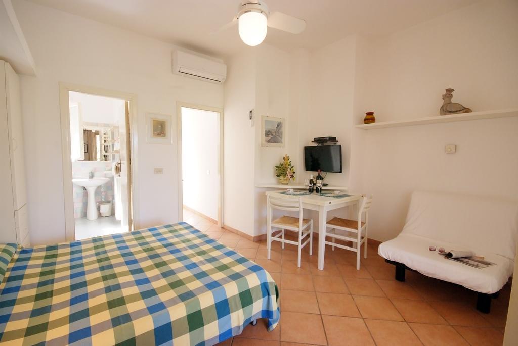 Appartement Casa Vacanze Dino à Capoliveri  Extérieur photo