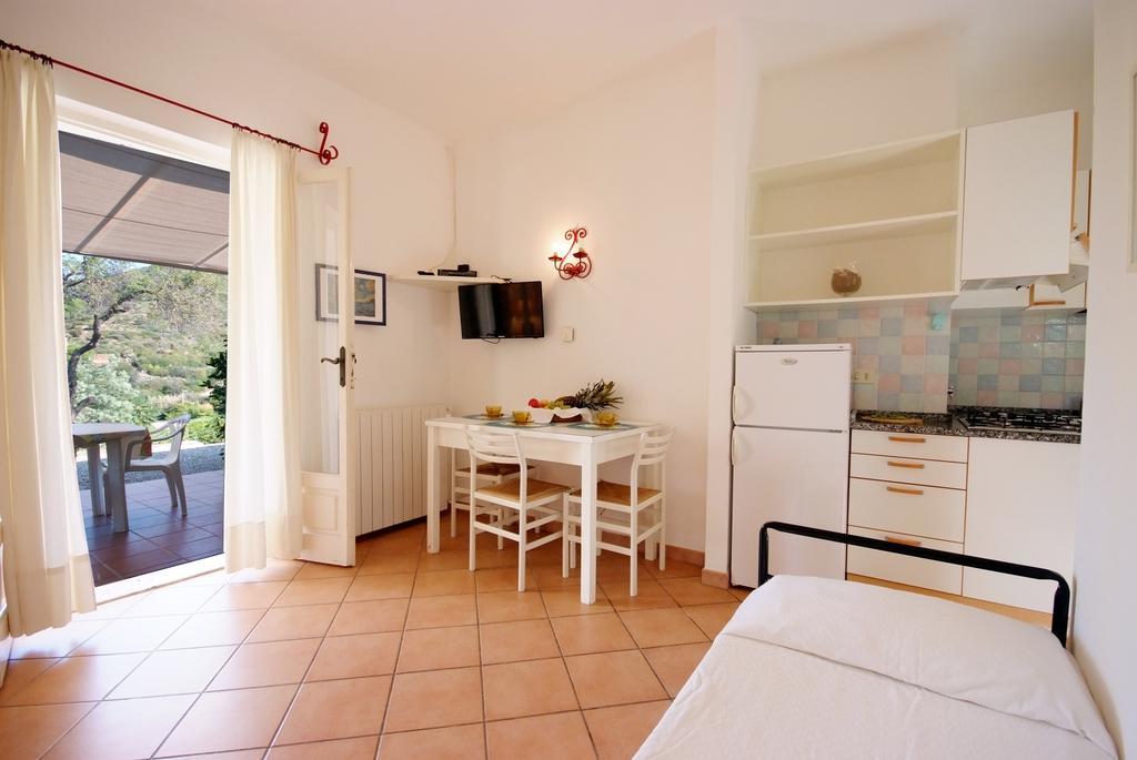 Appartement Casa Vacanze Dino à Capoliveri  Extérieur photo